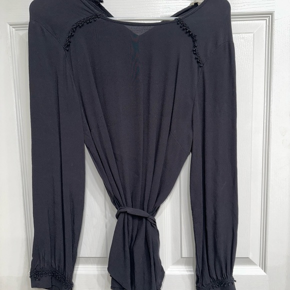 Blouse with belt - Picture 1 of 3